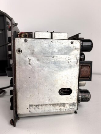 Wehrmacht Rundfunkempfänger WR1, Originallack, datiert 1941, Funktion nicht geprüft