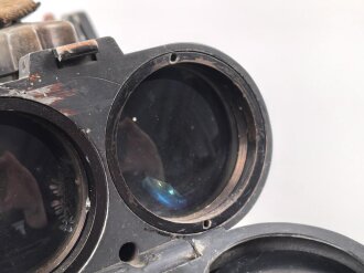 Richtungsweiser-Fernrohr "Rm.- F 12 x 60" für den Entfernungsmesser auf 4 Meter Basis, Gute Durchsicht, aber verschmutzt. Originallack, der Gummi angetrocknet. Ungereinigtes Stück