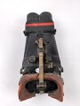 Richtungsweiser-Fernrohr "Rm.- F 12 x 60" für den Entfernungsmesser auf 4 Meter Basis, Gute Durchsicht, aber verschmutzt. Originallack, der Gummi angetrocknet. Ungereinigtes Stück
