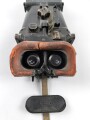 Richtungsweiser-Fernrohr "Rm.- F 12 x 60" für den Entfernungsmesser auf 4 Meter Basis, Gute Durchsicht, aber verschmutzt. Originallack, der Gummi angetrocknet. Ungereinigtes Stück