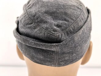 Luftwaffe, Feldmütze Modell 1943 für Mannschaften. Späte, " leichte " Ausführung. Leicht angeschmutzt, Kopfgrösse gemessen 54