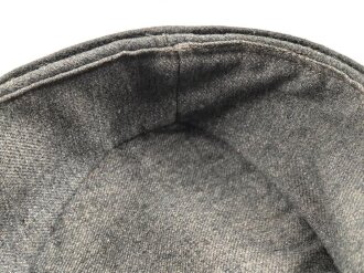 Heer, Feldmütze Modell 1943 für Mannschaften. Italienische Fertigung, typische lackierte Holzknöpfe,  Kopfgrösse 56