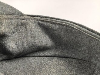 Heer, Feldmütze Modell 1943 für Mannschaften. Italienische Fertigung, typische lackierte Holzknöpfe,  Kopfgrösse 56