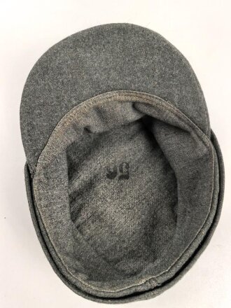 Heer, Feldmütze Modell 1943 für Mannschaften. Italienische Fertigung, typische lackierte Holzknöpfe,  Kopfgrösse 56