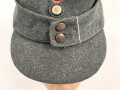 Heer, Feldmütze Modell 1943 für Mannschaften. Italienische Fertigung, typische lackierte Holzknöpfe,  Kopfgrösse 56