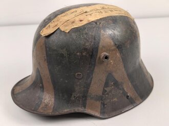 1. Weltkrieg, Stahlhelm Modell 1916. Ungereinigtes...