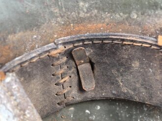 1. Weltkrieg, Stahlhelm Modell 1916. Ungereinigtes Souvenir eines amerikanischen Soldaten im 1. Weltkrieg