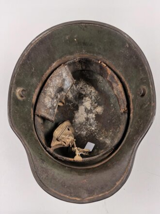 1. Weltkrieg, Stahlhelm Modell 1916. Ungereinigtes Souvenir eines amerikanischen Soldaten im 1. Weltkrieg