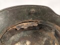 1. Weltkrieg, Stahlhelm Modell 1916. Ungereinigtes Souvenir eines amerikanischen Soldaten im 1. Weltkrieg