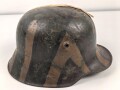 1. Weltkrieg, Stahlhelm Modell 1916. Ungereinigtes Souvenir eines amerikanischen Soldaten im 1. Weltkrieg