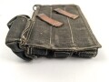 Magazintasche für MP 38 und 40 der Wehrmacht. Getragenes Stück in gutem Gesamtzustand, seltene Ausführung