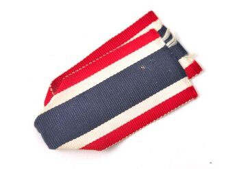 Kriegsverdienstkreuz 2. Klasse mit Schwertern ,Hersteller "18" im Bandring für Wurster Markneukirchen. Sehr guter Zustand