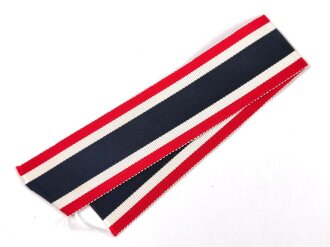 Kriegsverdienstkreuz 2. Klasse ohne Schwerter , kein Hersteller  im Bandring. Original verpackt,  In der zugehörigen Tüte, der Hersteller ausgeschnitten