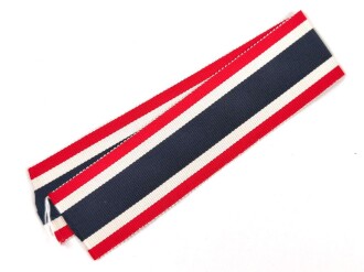 Kriegsverdienstkreuz 2. Klasse ohne Schwerter , kein Hersteller  im Bandring. Original verpackt,  In der zugehörigen Tüte, der Hersteller ausgeschnitten