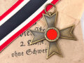 Kriegsverdienstkreuz 2. Klasse ohne Schwerter , kein Hersteller  im Bandring. Original verpackt,  In der zugehörigen Tüte, der Hersteller ausgeschnitten