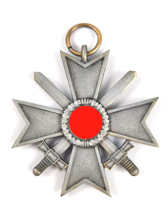 Kriegsverdienstkreuz 2. Klasse mit Schwertern , Hersteller "53" im Bandring für Glaser & Sohn Dresden. Ungetragenes Stück, in der originalen Verpackung und zugehörigen Tüte