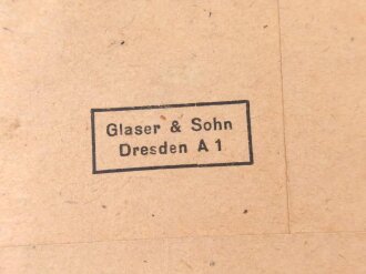 Kriegsverdienstkreuz 2. Klasse mit Schwertern , Hersteller "53" im Bandring für Glaser & Sohn Dresden. Ungetragenes Stück, in der originalen Verpackung und zugehörigen Tüte