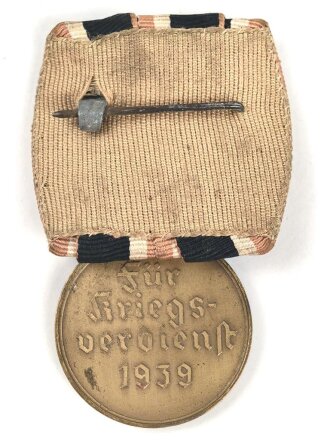 Kriegsverdienstmedaille 1939 an Einzelspange, frühes Band orange