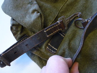 Rucksack für Gebirgsjäger Wehrmacht datiert 1942, stärker getragenes Stück