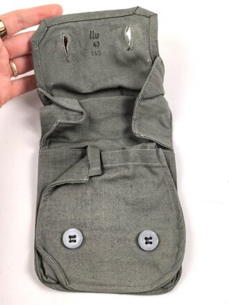 Koppeltasche für einen Ersatz Gasmaskenfilter der Wehrmacht, datiert 1943
