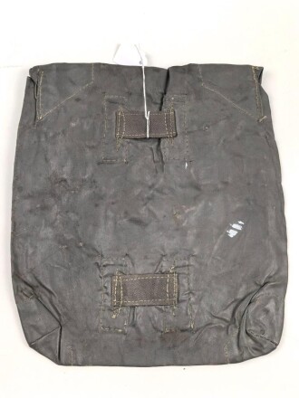 Tasche für eine Gasplane der Wehrmacht, gummierte Ausführung, datiert 1943