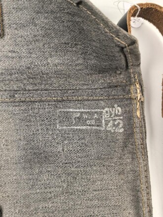 Wehrmacht, Beutel für Gewehrgranaten . Graue Ausführung datiert 1942, ungebrauchtes Stück mit leichten Lagerspuren