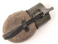 Feldflasche Wehrmacht , Hersteller EEF43, der untere Riemenbeschlag fehlt