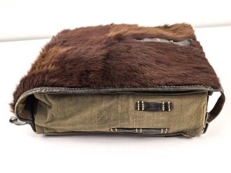 Tornister Wehrmacht, getragenes Stück in gutem Gesamtzustand, datiert 1940