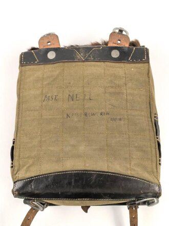 Tornister Wehrmacht, getragenes Stück in gutem Gesamtzustand, datiert 1940