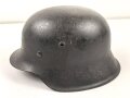 Heer , Stahlhelm Modell 1942 , Originallack, 66er Glockengrösse. Das Innenfutter wurde mal gewechselt und erscheint für den Helm ein wenig zu klein