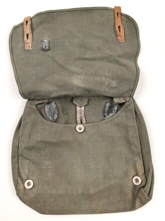 Brotbeutel III. Reich, frühe Ausführung mit nur einer Schlaufe auf dem Deckel, getragenes , ungereinigt