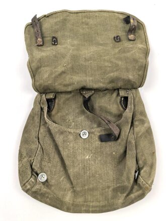 Brotbeutel für Angehörige des Heeres, stark getragenes Stück.