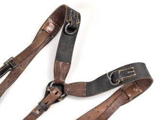 Koppeltragegestell für Angehörige des Heeres, Getragenes Stück mit Reichsbetriebsnummer, Endstück in später Ausführung