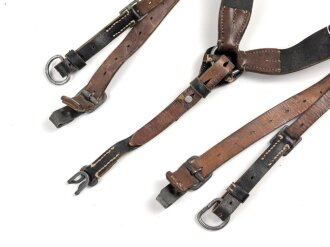 Koppeltragegestell für Angehörige des Heeres, Getragenes Stück mit Reichsbetriebsnummer, Endstück in später Ausführung