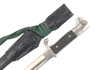 Extraseitengewehr KS98 für einen Unteroffizier des Heeres. Guter Zustand, im Lacklederkoppelschuh mit Seitengewehrtroddel