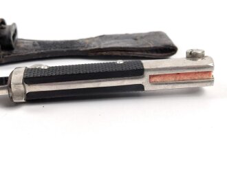 Extraseitengewehr KS98 Wehrmacht. Guter Gesamtzustand, saubere Klinge von Claas Solingen. Im Lacklederkoppelschuh, dieser auf einer Seite leicht ausgerissen