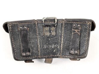 Patronentasche zum K98 Wehrmacht ( für 6 Ladestreifen) Getragenes Stück mit Reichsbetriebsnummer