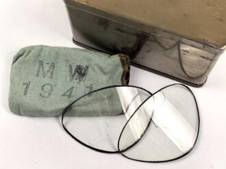 Behälter samt leicht defekten Ersatzgläsern für die Kradmelderbrille der Wehrmacht
