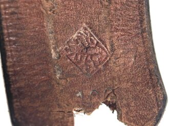 Koppelriemen für Mannschaften der Wehrmacht. Mehrfach zurückgesetzt, extrem lange Verstelllasche . Gesamtlänge 102cm