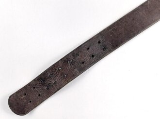 Koppelriemen für Mannschaften des Heeres, Getragenes Stück mit Reichsbetriebsnummer, späte Ausführung, Gesamtlänge 92cm