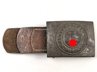 Heer, Koppelschloss für Mannschaften . Eisen lackiert, an Lederzunge von Noeller Lüdenscheid 1940, getragenes Stück