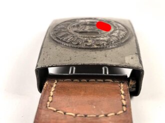 Heer, Koppelschloss für Mannschaften . Eisen lackiert, an Lederzunge von Dransfeld  Menden 1940, getragenes Stück