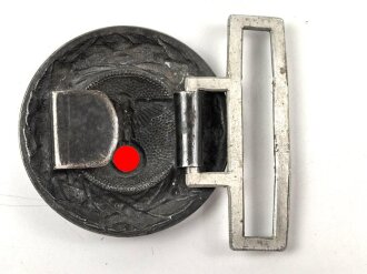 Deutscher Luftsportverband DLV / Reichsluftschutzbund. Nickelschloss für die Führerfeldbinde. Das Hakenkreuz nicht geschwärzt, sehr guter Zustand