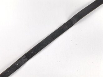 Bauchgurt für den Rucksack für Gebirgstruppen der Wehrmacht, getragenes Stück, Gesamtlänge 129cm