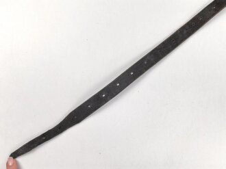 Bauchgurt für den Rucksack für Gebirgstruppen der Wehrmacht, getragenes Stück, Gesamtlänge 129cm