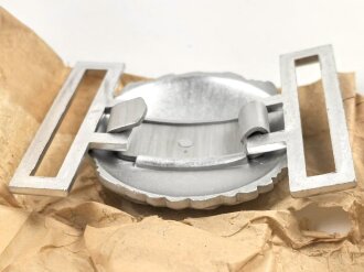 Kriegsmarine Schloß für die Paradefeldbinde der Beamten. Aluminium 60mm, Original verpacktes Stück