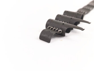 Einführstück für 50 Schuss Gurt MG34/42 der Wehrmacht. Hersteller dwc41
