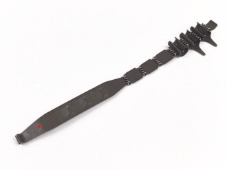 Einführstück für 50 Schuss Gurt MG34/42 der Wehrmacht. Hersteller dwc41