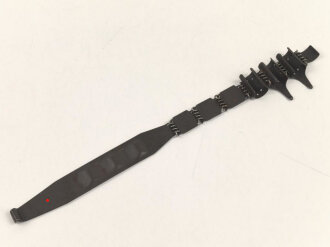 Einführstück für 50 Schuss Gurt MG34/42 der Wehrmacht. Hersteller dwc40