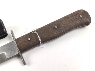 Luftwaffe, Kampfmesser, Stiefelmesser Wehrmacht. Klinge mit Luftwaffenabnahme. Scheide Originallack